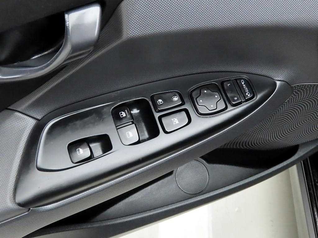 HYUNDAI Veloster 2019 Negro - Importación desde Corea - HF Imports Iquique - Foto 16