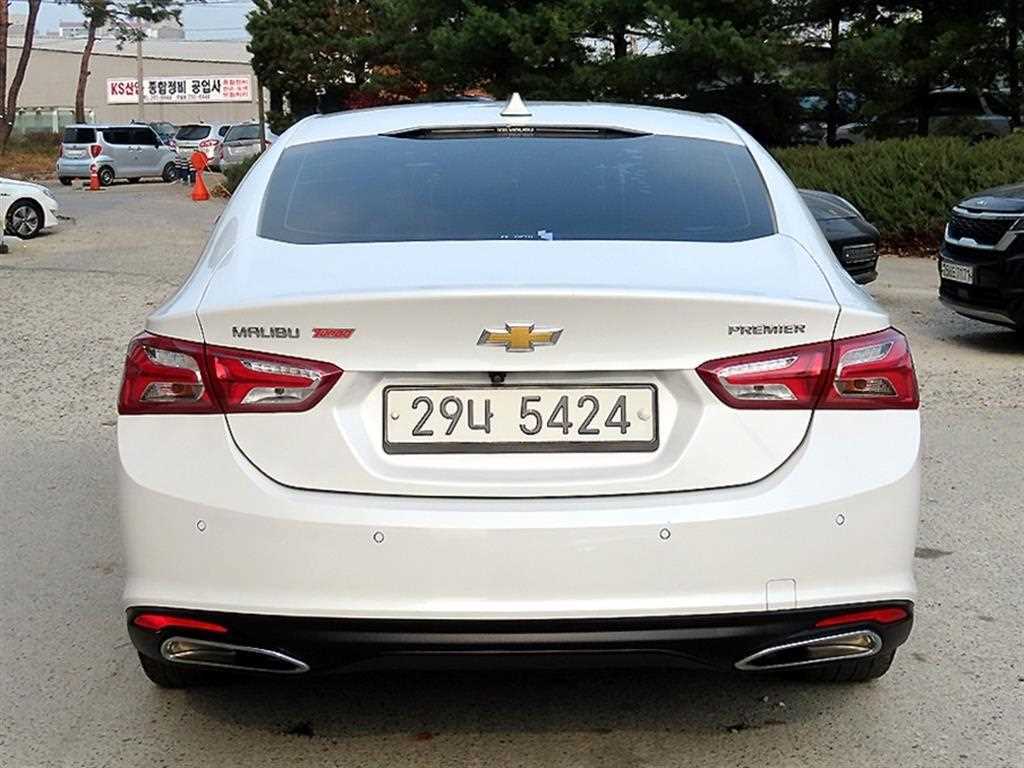 Chevrolet Malibu - Vista 4