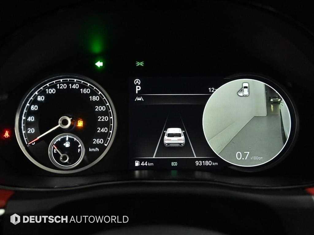 Genesis GV70 - Vista 8