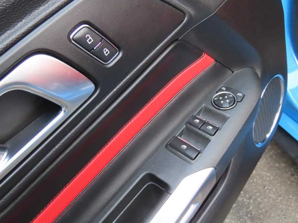 Ford Mustang - Vista 8