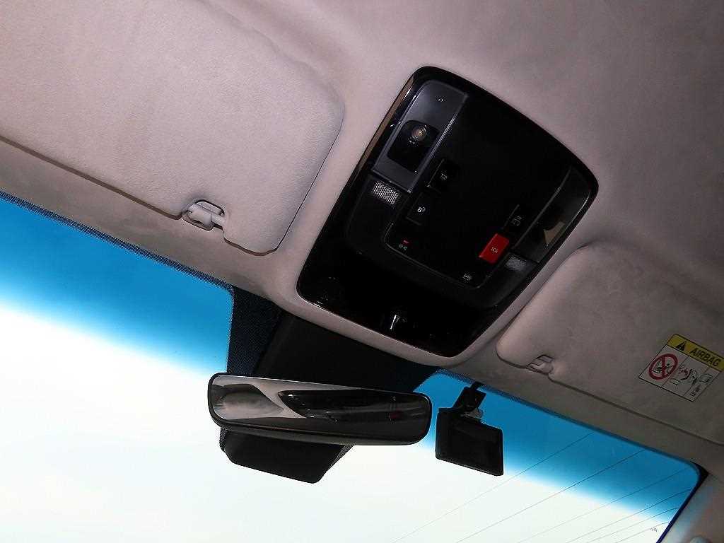 HYUNDAI Staria 2023 Gris - Importación desde Corea - HF Imports Iquique - Foto 17