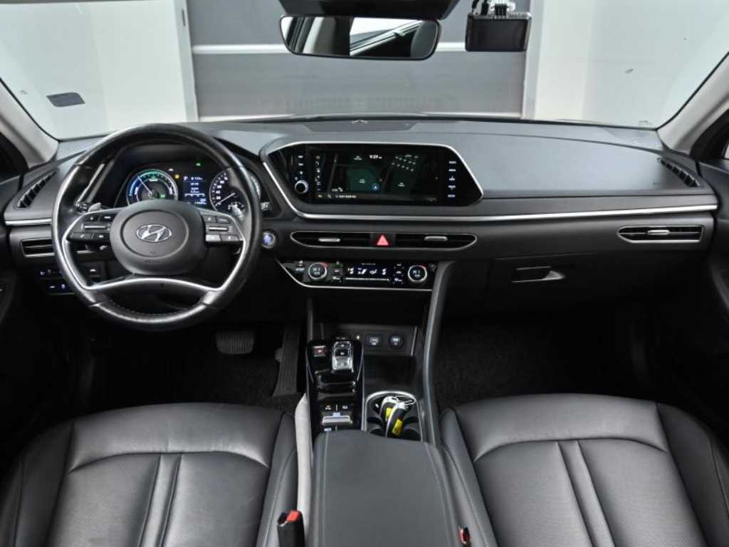 HYUNDAI Sonata - Vista 7