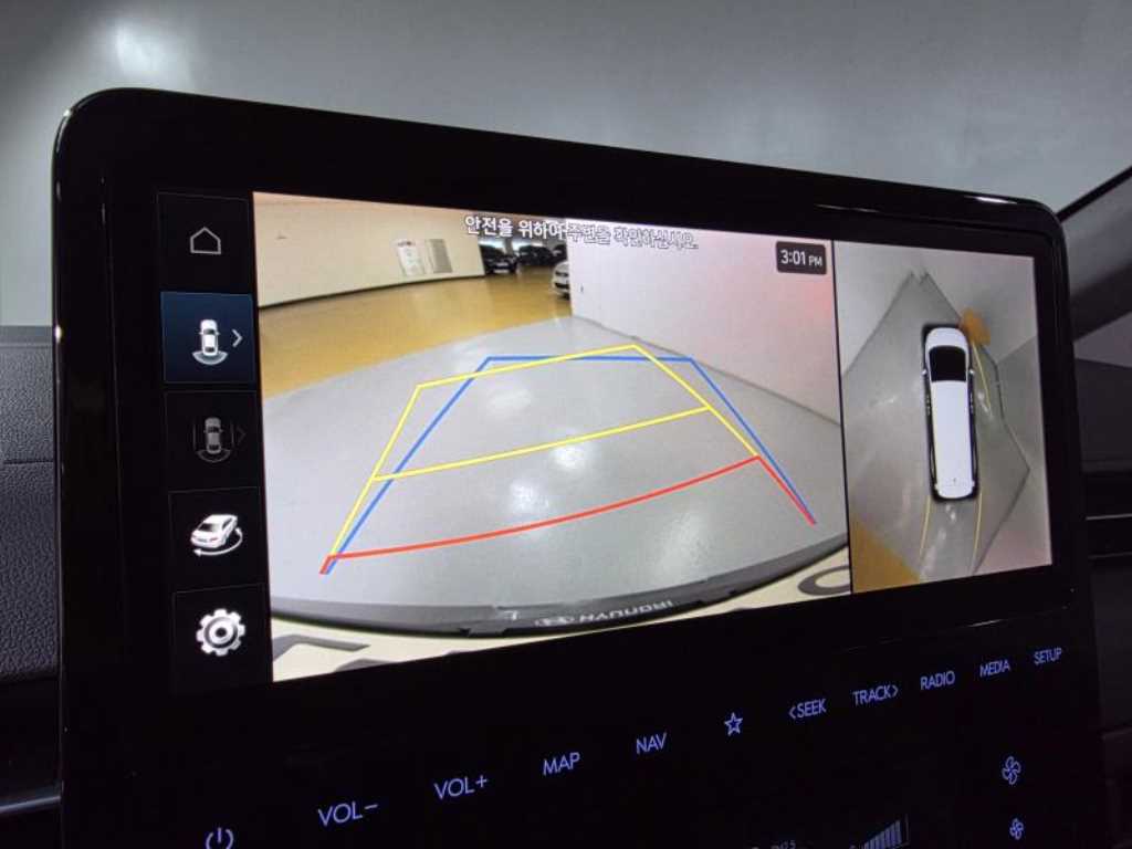 HYUNDAI Staria - Vista 11