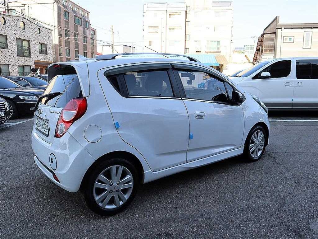 Chevrolet Spark - Vista 4