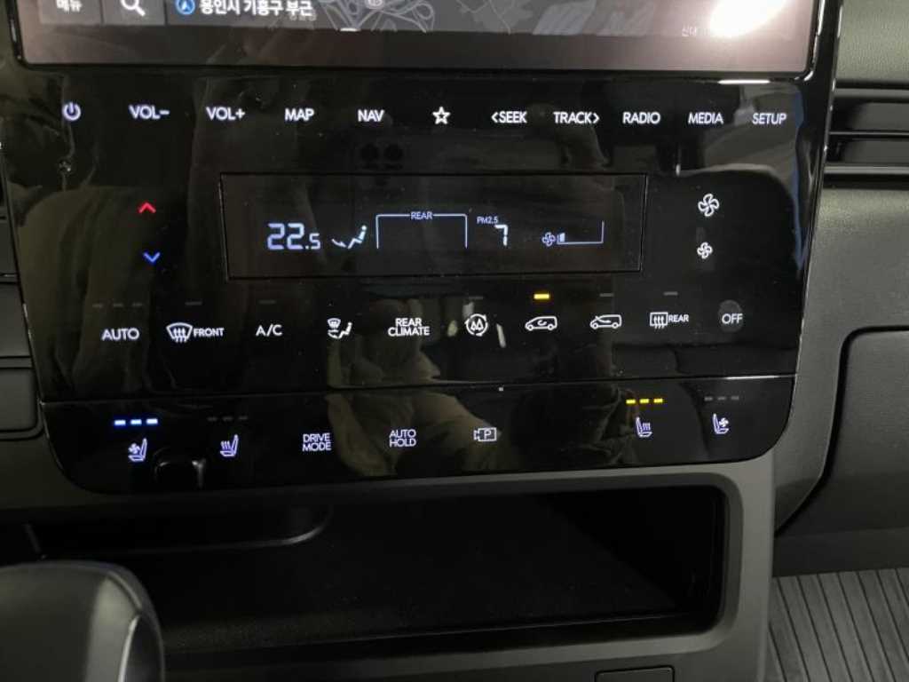 HYUNDAI Staria - Vista 9