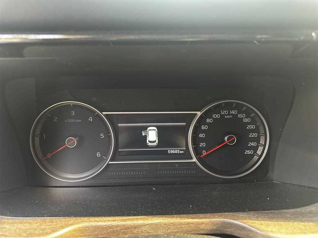 KIA Sorento - Vista 11