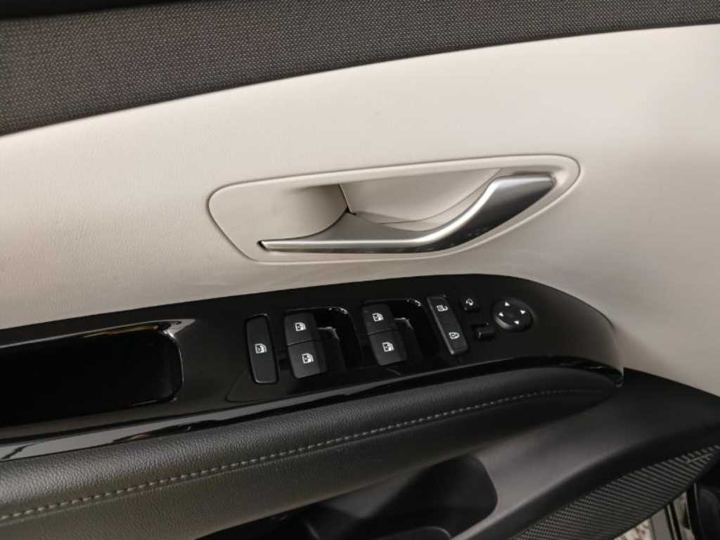 HYUNDAI Tucson - Vista 9