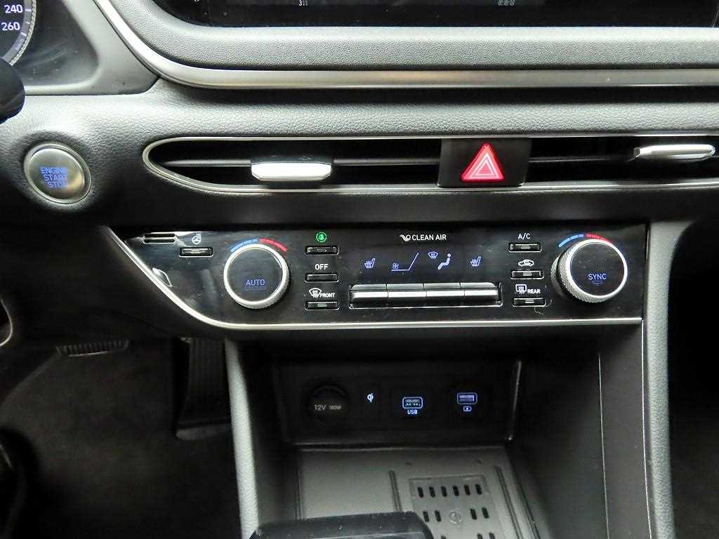 HYUNDAI Sonata - Vista 10