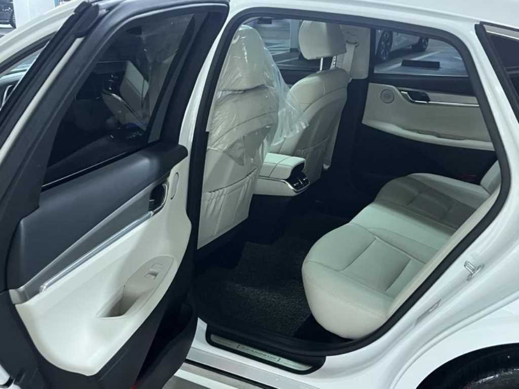 HYUNDAI Grandeur - Vista 7