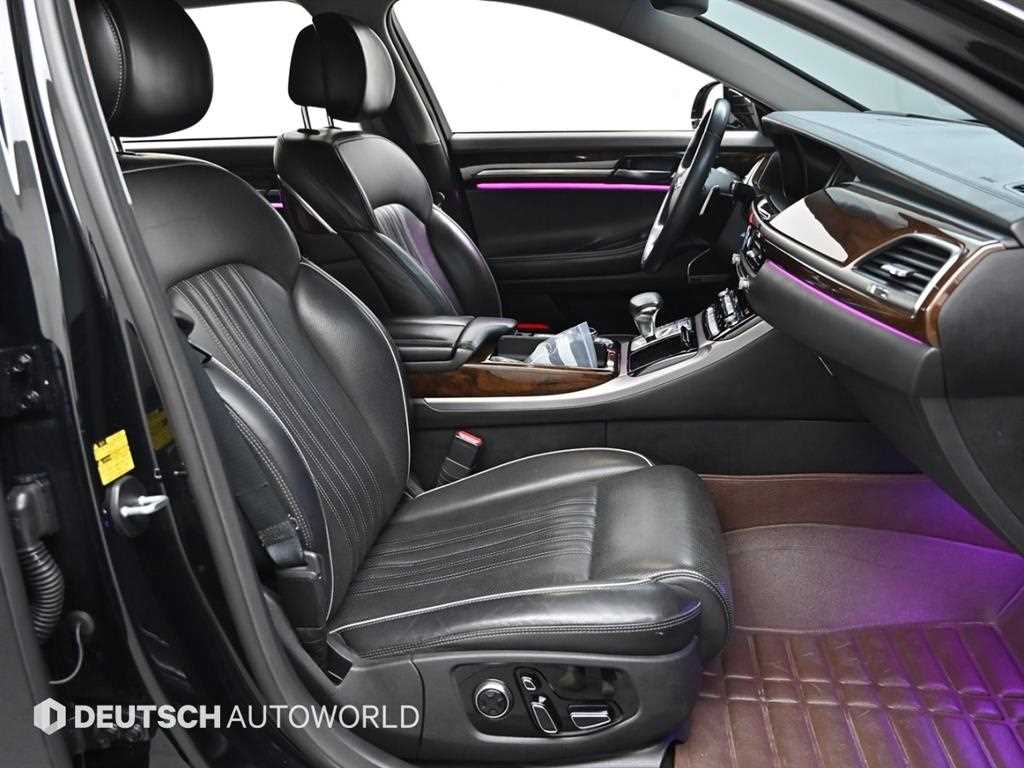 Genesis EQ900 - Vista 10