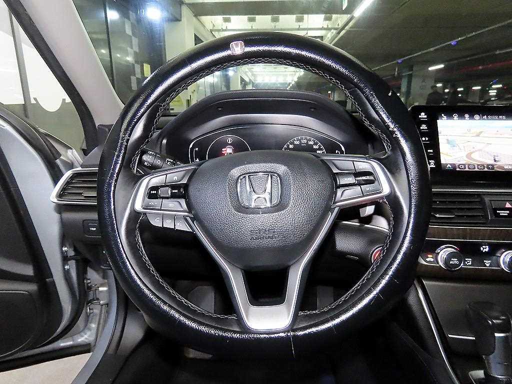 Honda Accord - Vista 8