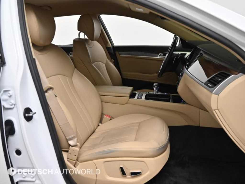 Genesis G80 - Vista 10