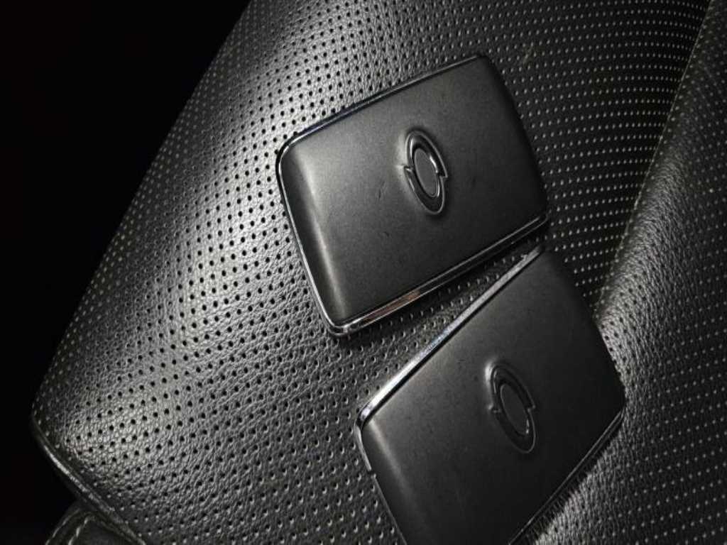 SAMSUNG QM6 - Vista 12