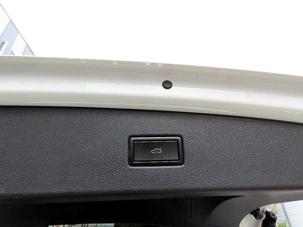 Volkswagen Tiguan 2018 Blanco - Importación desde Corea - HF Imports Iquique - Foto 16