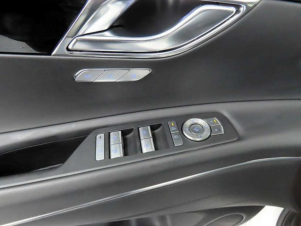 Genesis GV80 - Vista 11