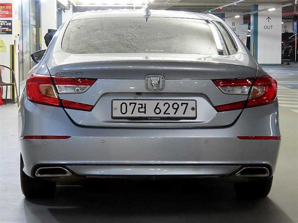 Honda Accord - Vista 5