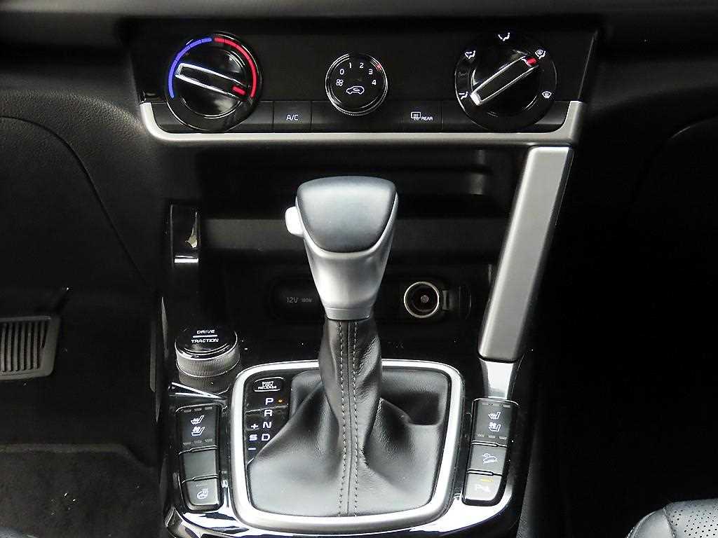 KIA Seltos - Vista 10