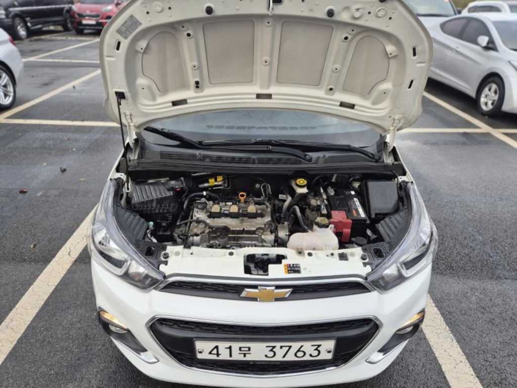 Chevrolet Spark 2018 Blanco - Importación desde Corea - HF Imports Iquique - Foto 18