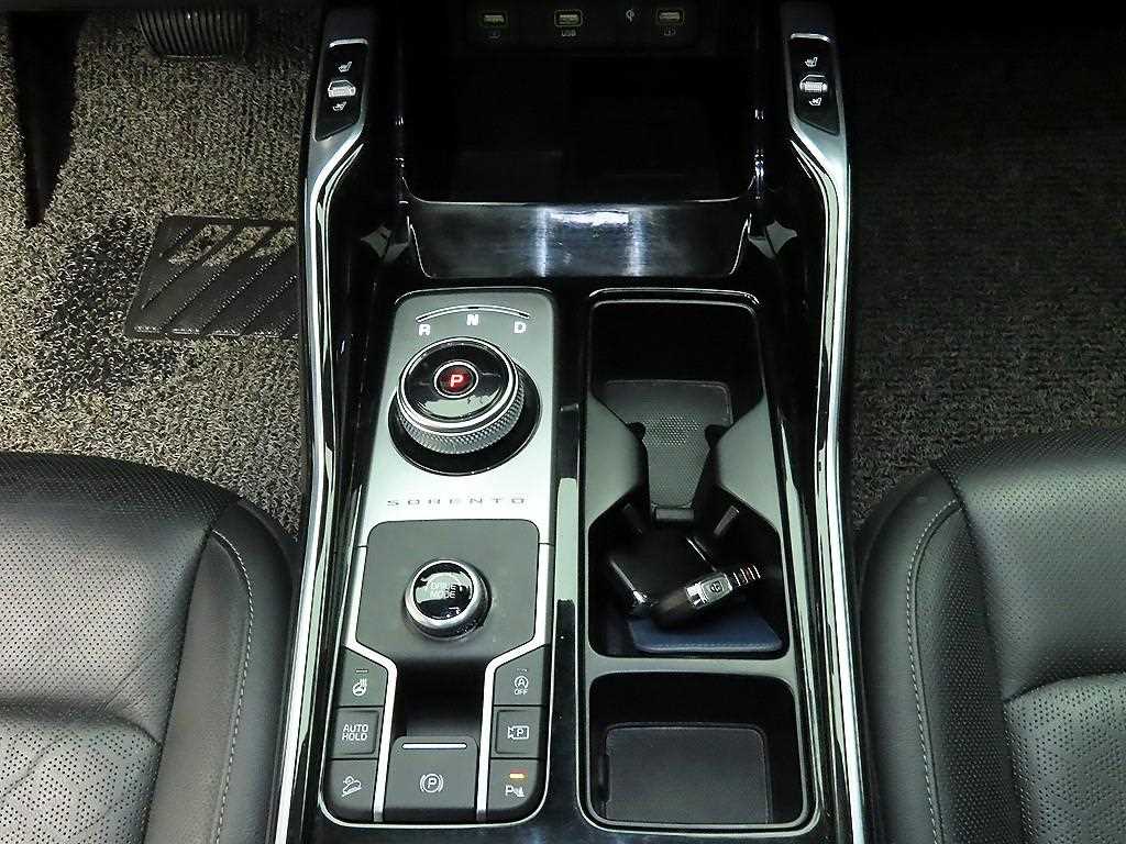 KIA Sorento - Vista 9