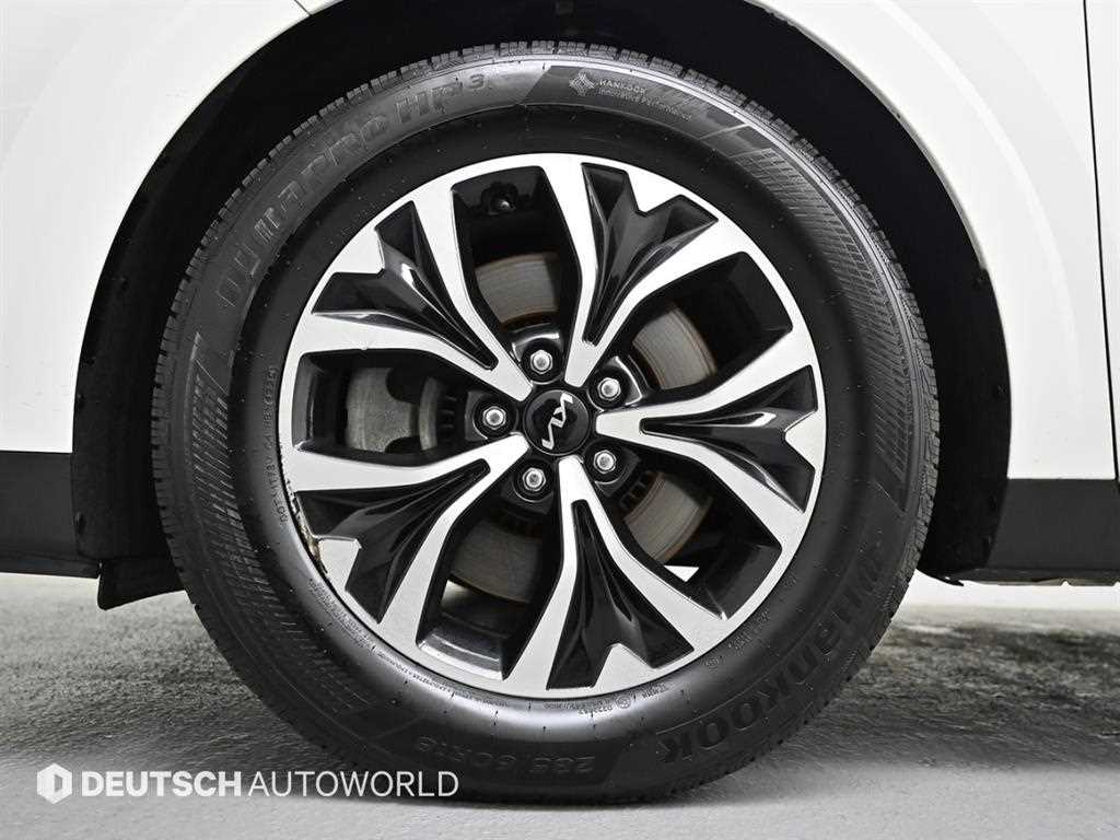 KIA Carnival - Vista 5