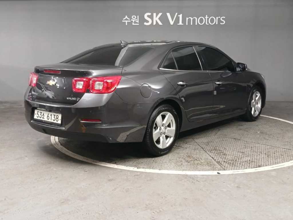 Chevrolet Malibu - Vista 4