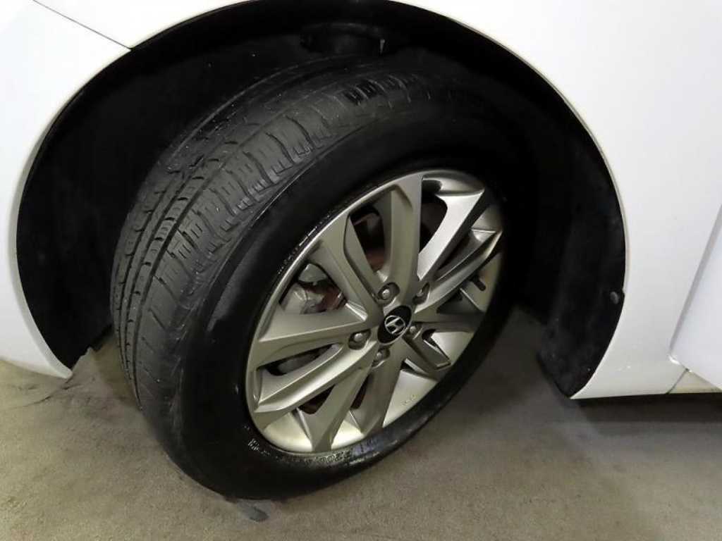 HYUNDAI Avante 2014 Blanco - Importación desde Corea - HF Imports Iquique - Foto 19