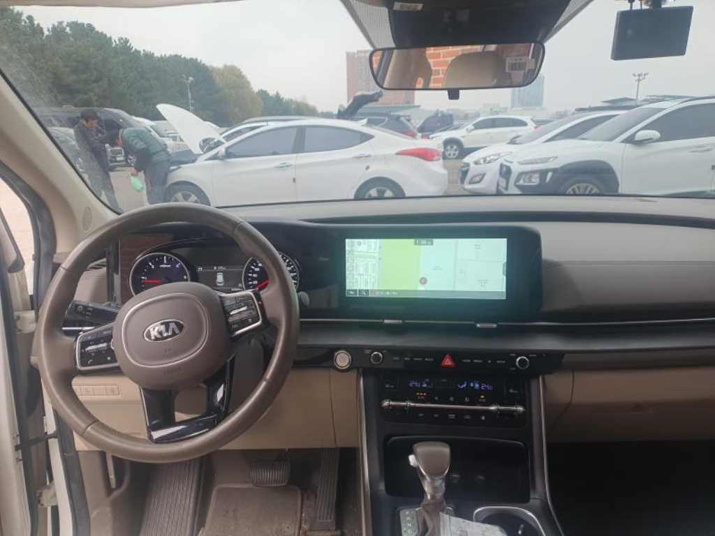 KIA Carnival - Vista 7