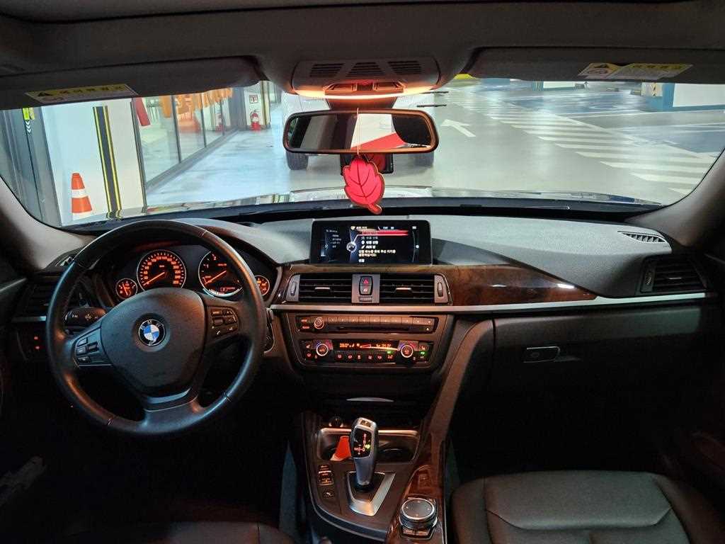 BMW Gran Turismo 2015 Azul - Importación desde Corea - HF Imports Iquique - Foto 15