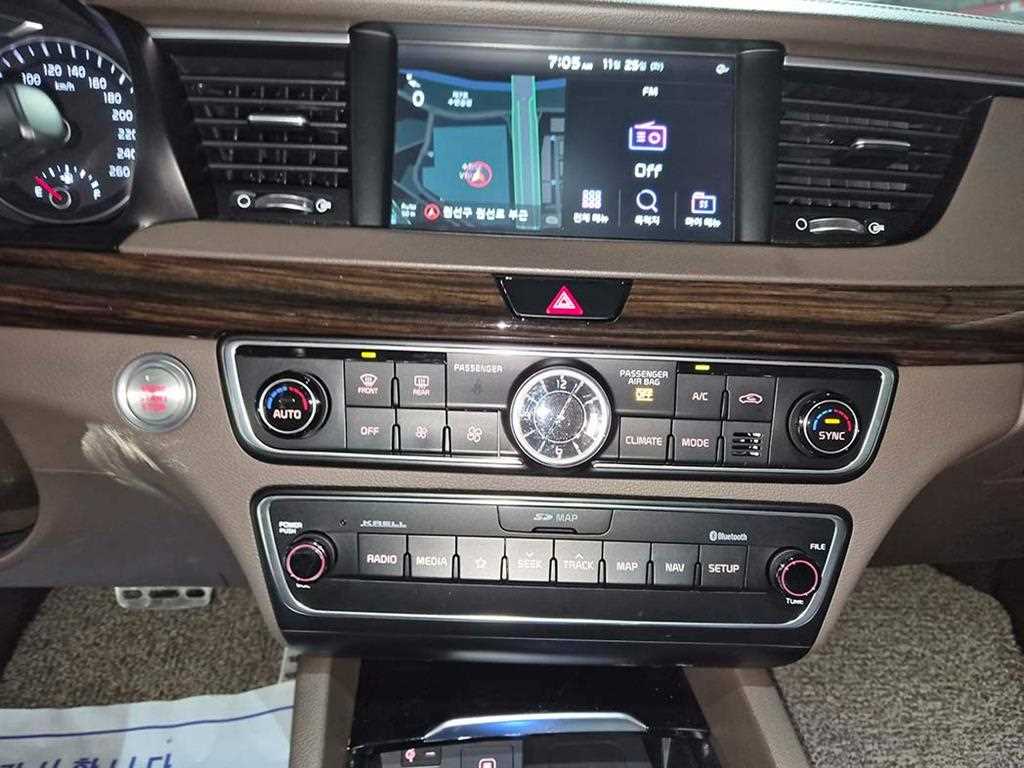 KIA K7 2019 Blanco - Importación desde Corea - HF Imports Iquique - Foto 14