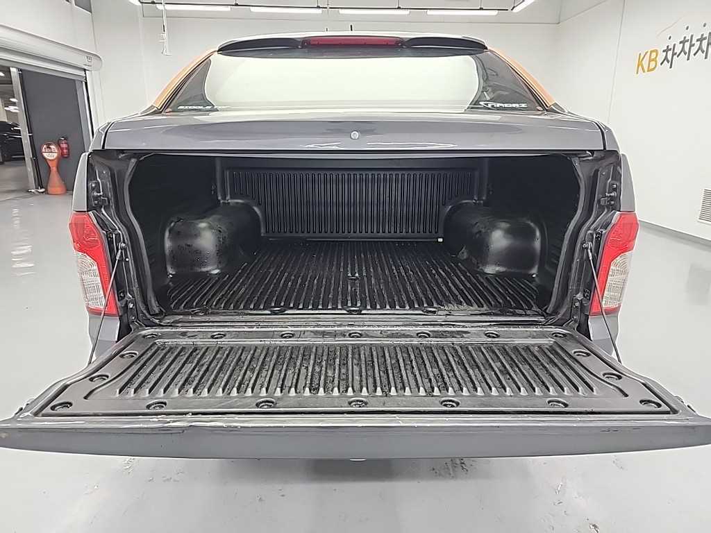 Ssangyong Korando 2018 Gris - Importación desde Corea - HF Imports Iquique - Foto 18