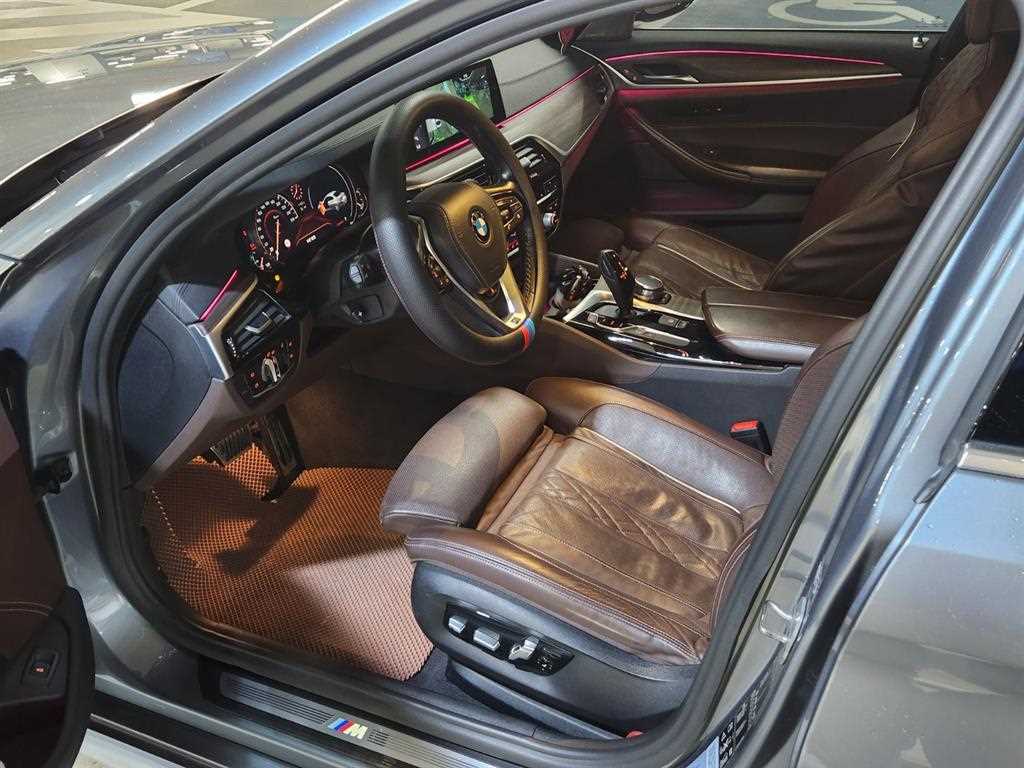 BMW 5 Series 2018 Gris - Importación desde Corea - HF Imports Iquique - Foto 13