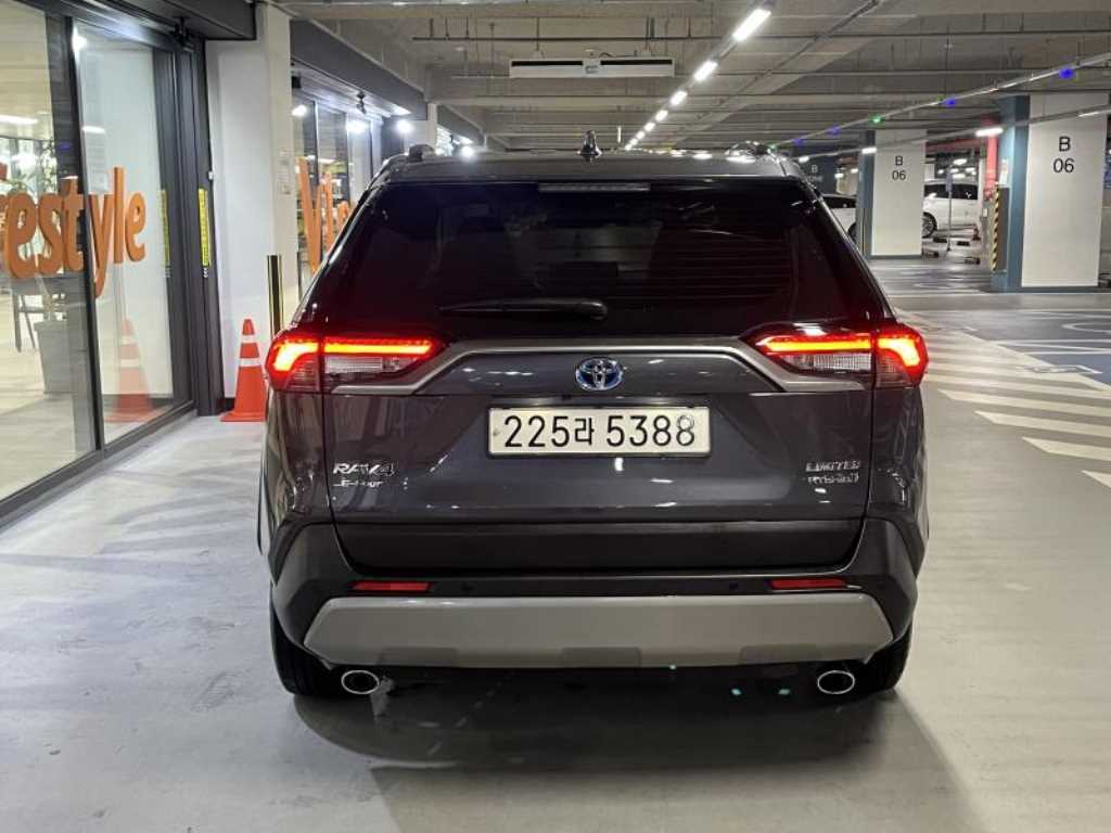 Toyota RAV4 - Vista 5