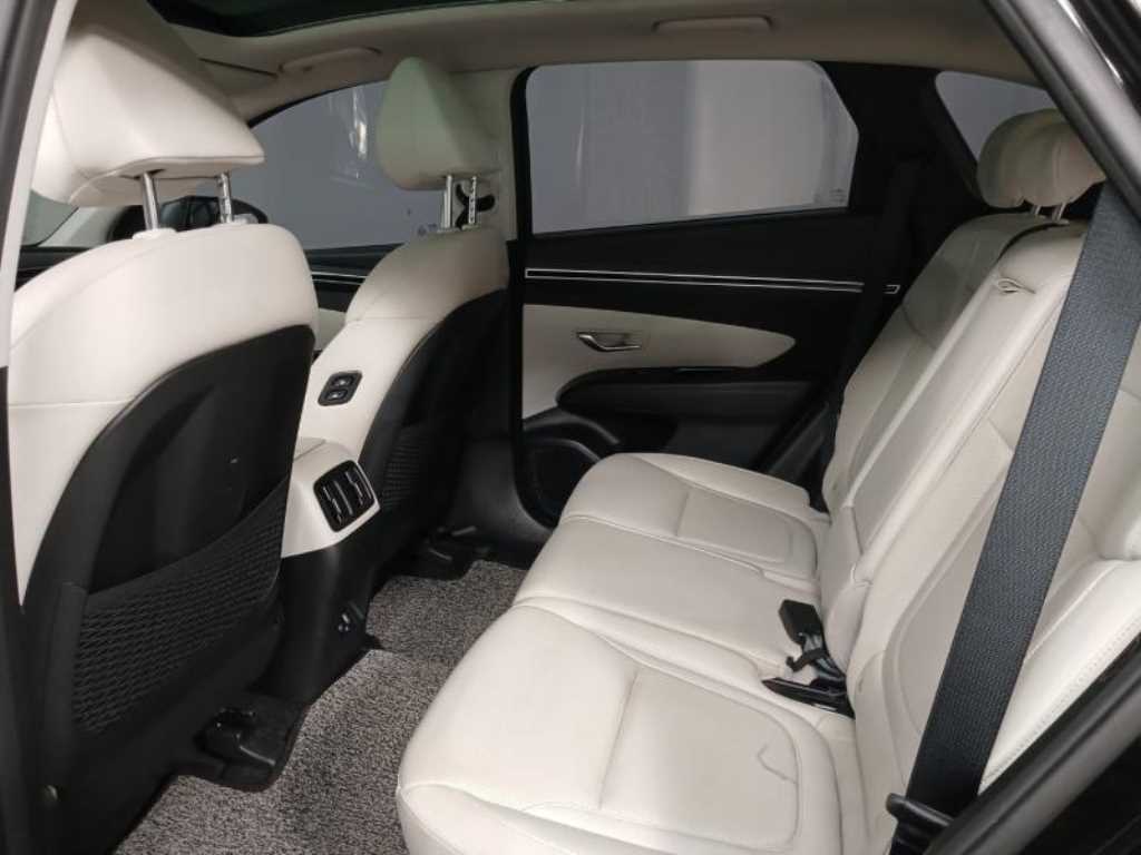 HYUNDAI Tucson - Vista 8