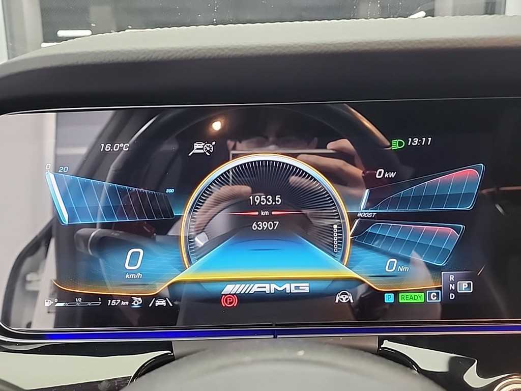 Mercedes Benz AMG GT - Vista 6