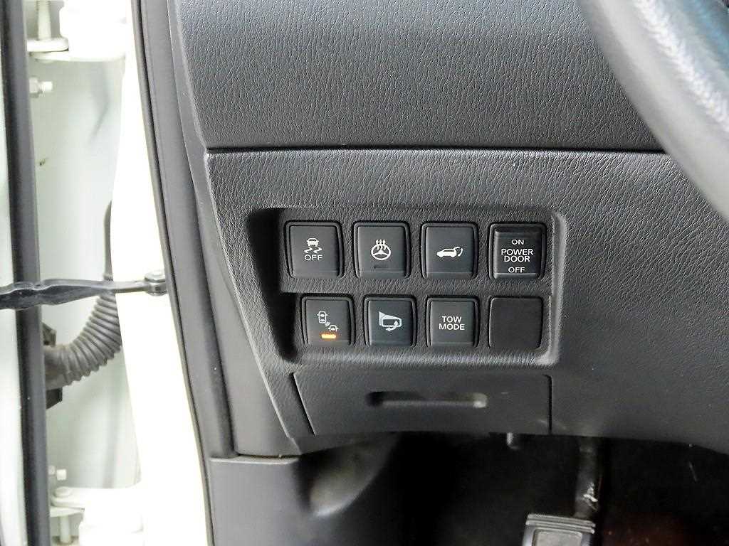 Nissan Pathfinder - Vista 12