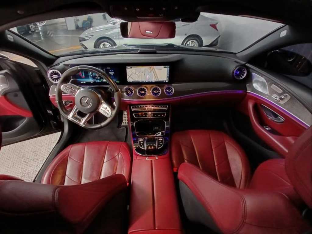 Mercedes Benz CLS Class - Vista 6