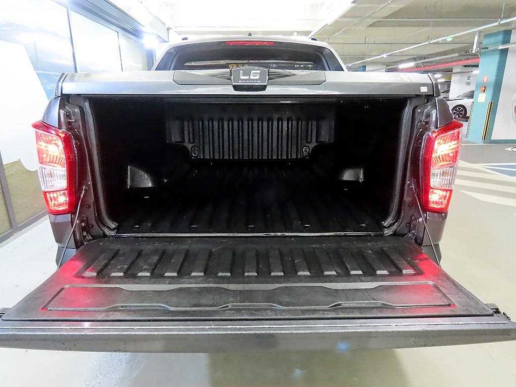 Ssangyong Rexton 2019 Gris - Importación desde Corea - HF Imports Iquique - Foto 17