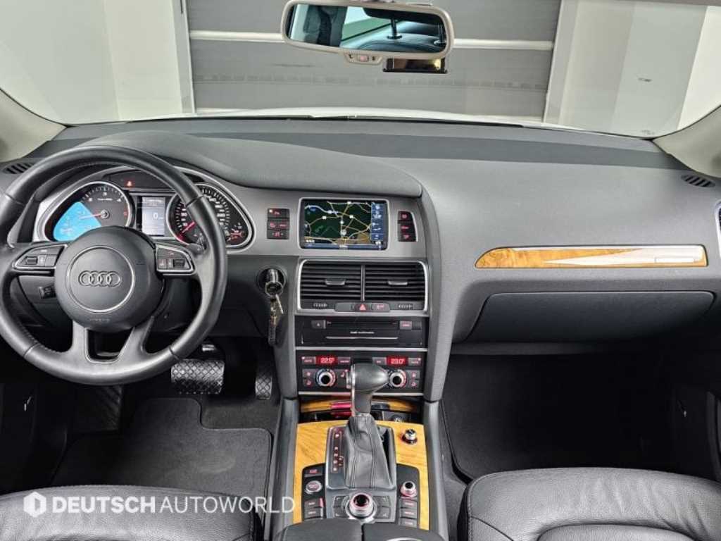 Audi Q7 - Vista 7
