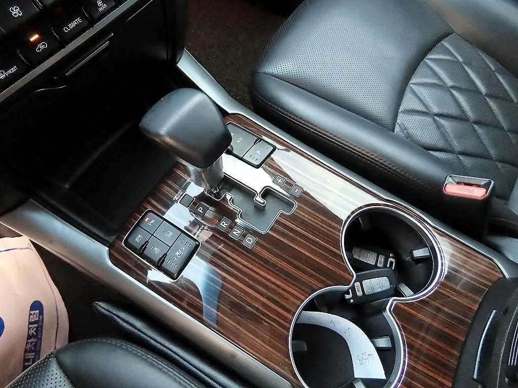 KIA Mohave - Vista 10