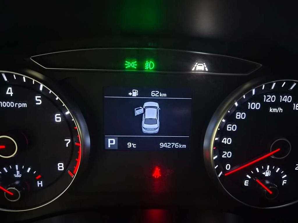 KIA K7 2019 Blanco - Importación desde Corea - HF Imports Iquique - Foto 13