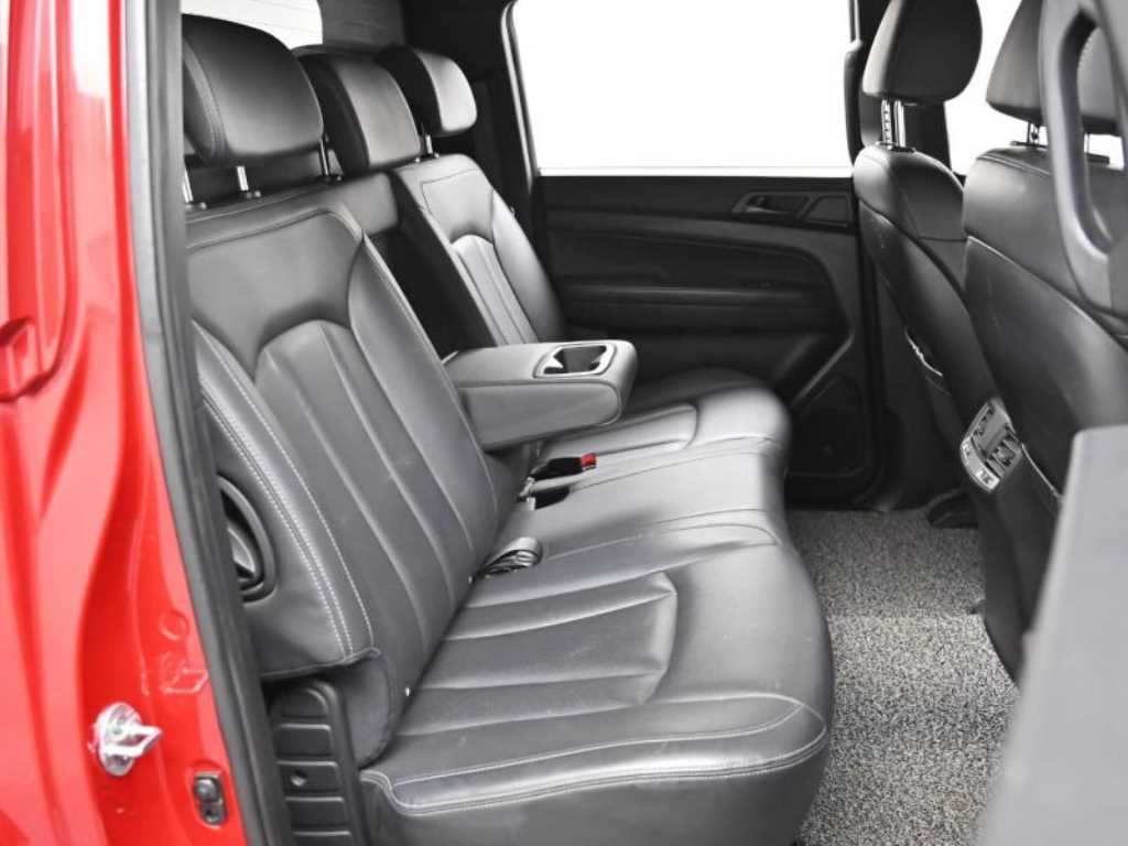 Ssangyong Rexton - Vista 12