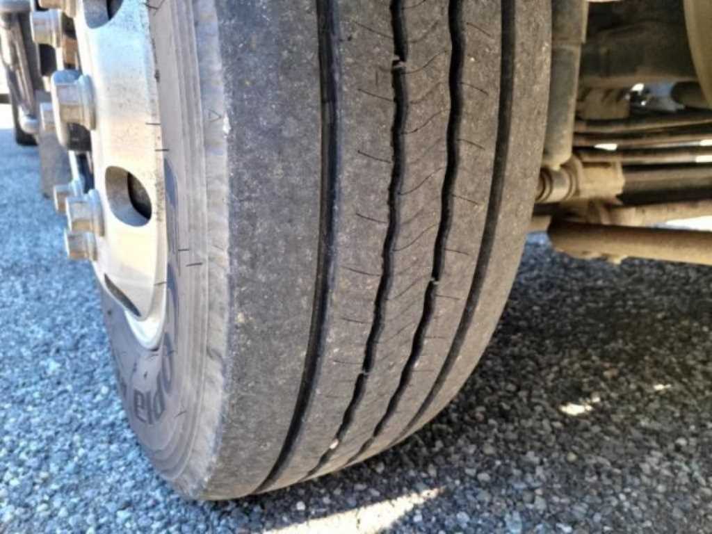 medium and large cargo Cargo - Vista 12