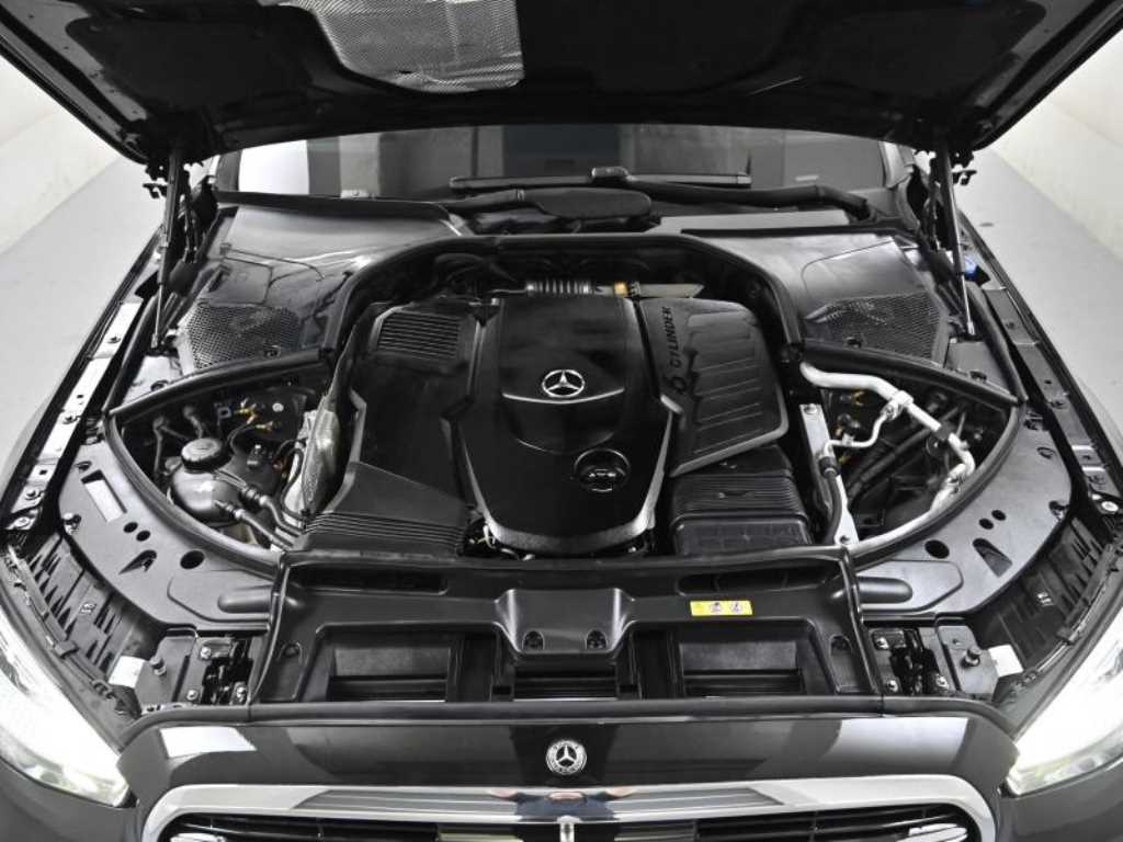 Mercedes Benz S Class - Vista 6