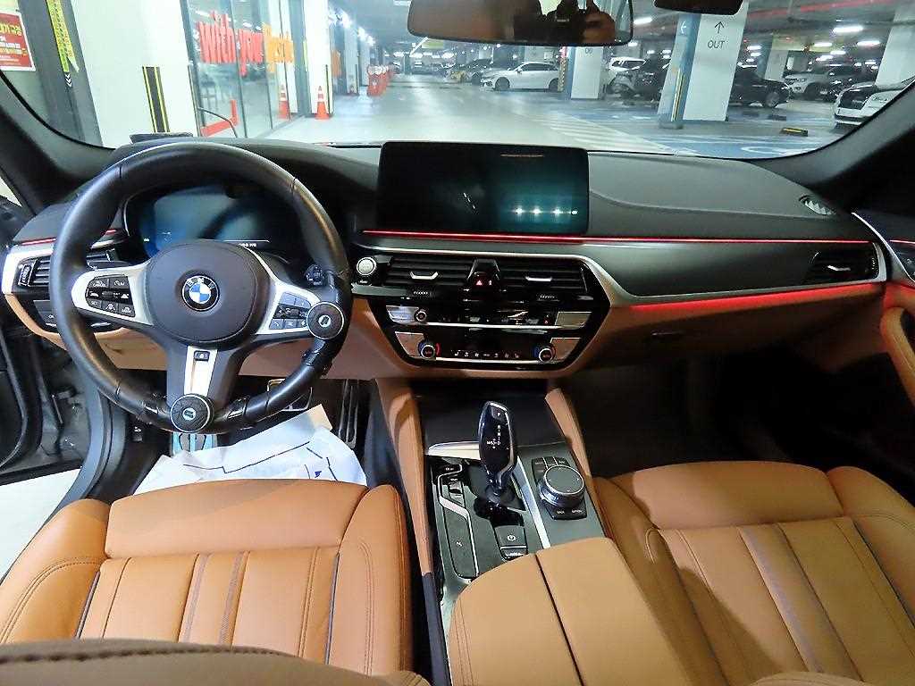 BMW 5 Series - Vista 10