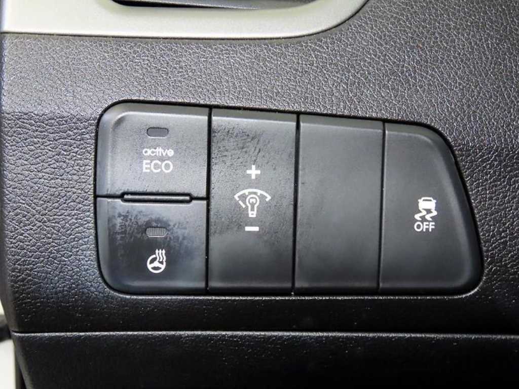 HYUNDAI Avante 2014 Blanco - Importación desde Corea - HF Imports Iquique - Foto 14