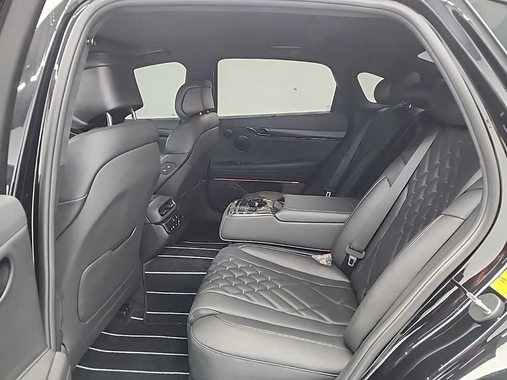 Genesis G80 - Vista 12