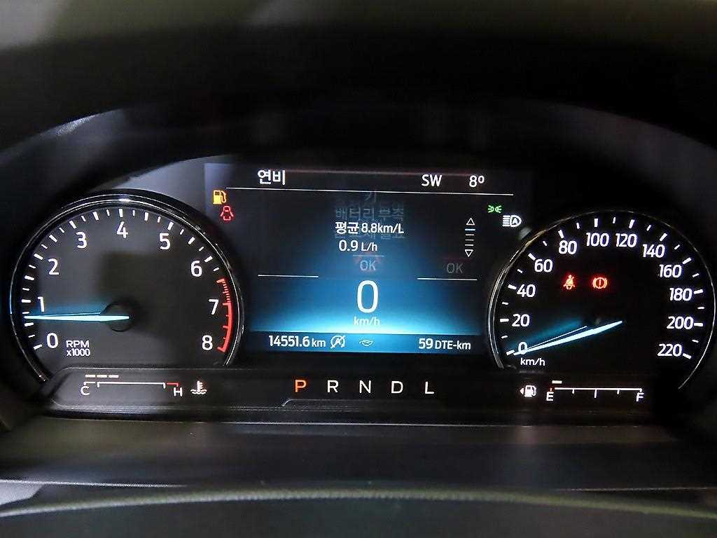 Ford Explorer - Vista 9