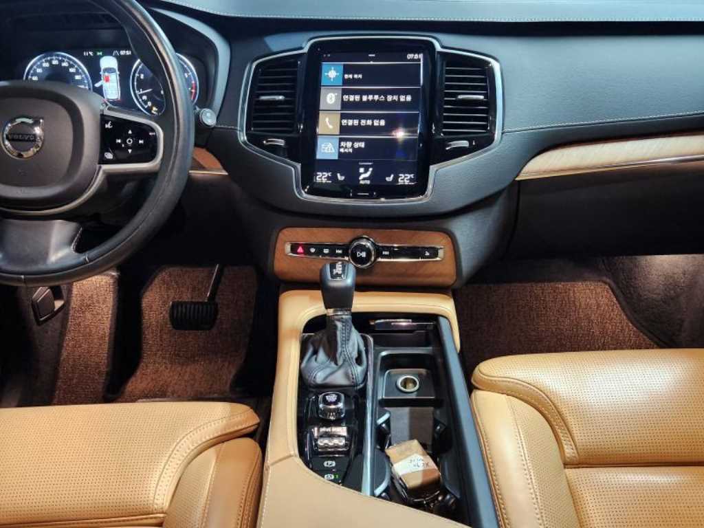 Volvo XC90 - Vista 9