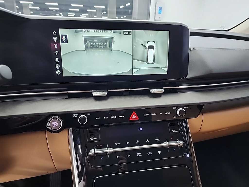 KIA Carnival - Vista 10