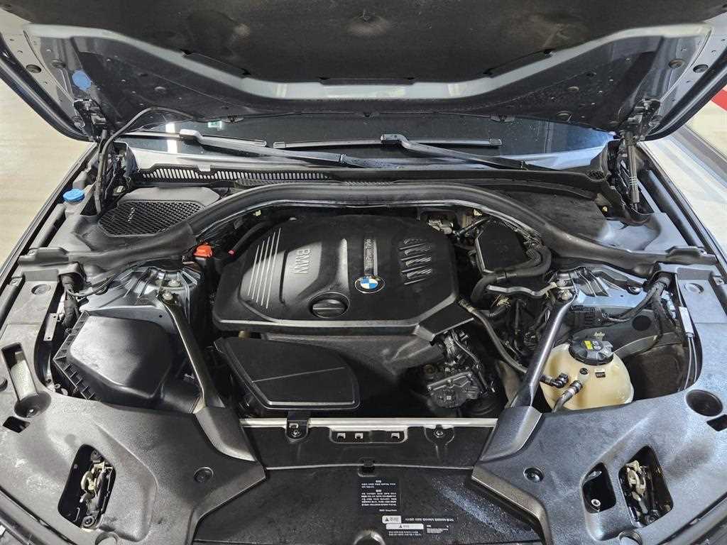 BMW 5 Series - Vista 7